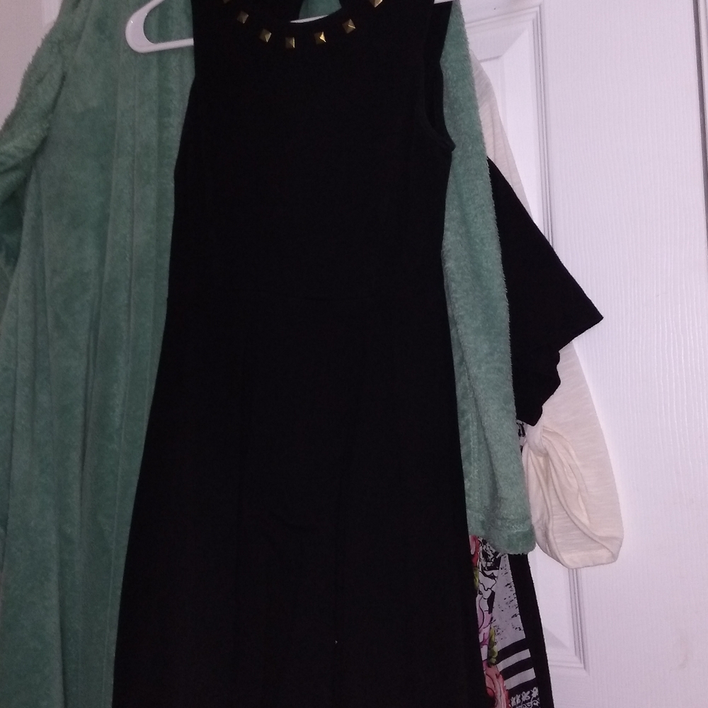 XHILARATION, JUNIORS SIZE MEDIUM COCKTAIL DRESS - Picture 4 of 5